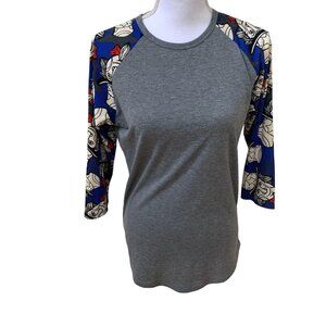 LuLaRoe Randy S Gray Shirt With Patriotic Raglan Sleeves Featuring Uncle Sam & R